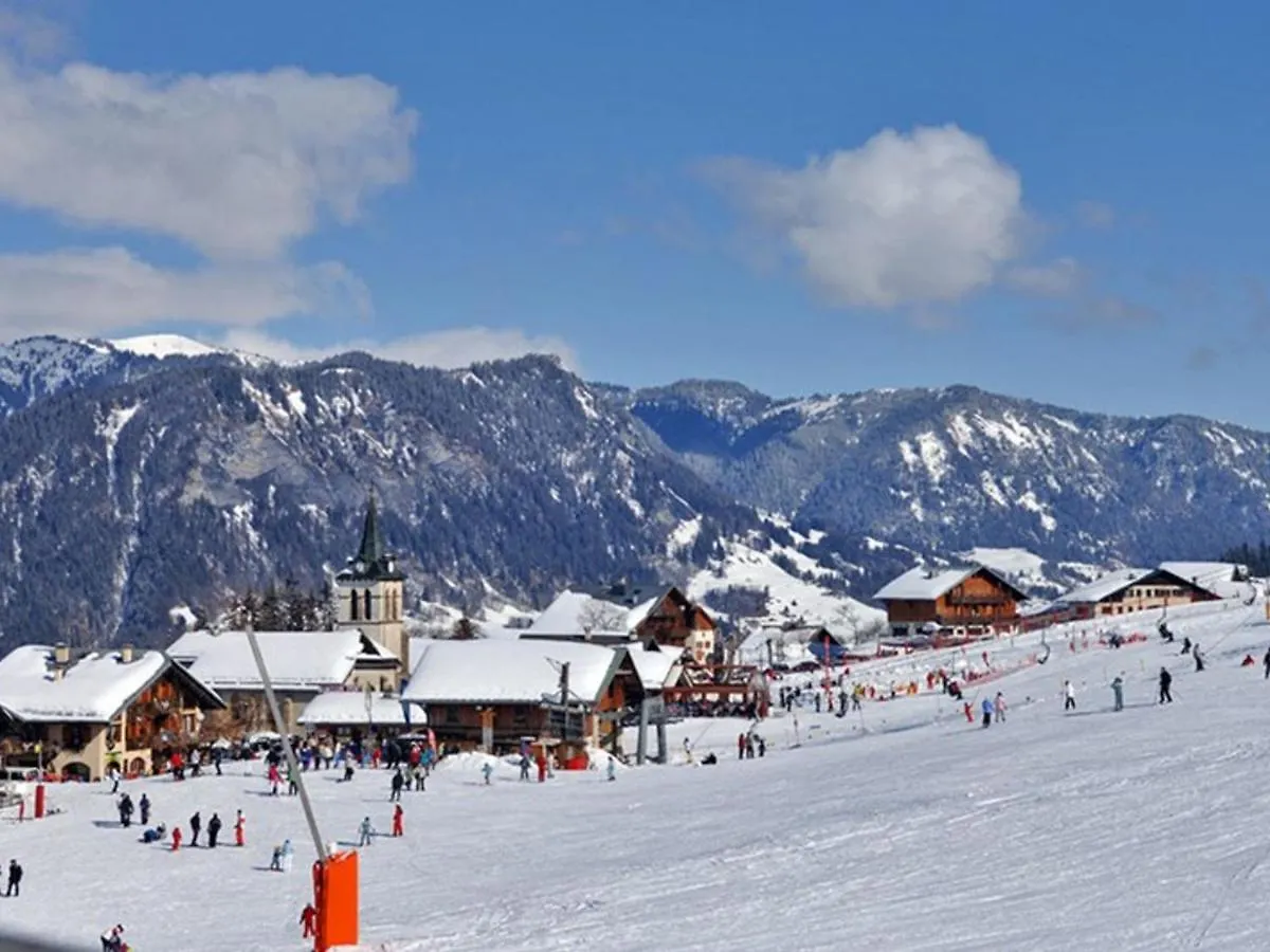 Appartement 3 Pieces, 4 Pers, Skis Aux Pieds, Balcon, Parking, Proche Village - Fr-1-733-106 クレスト・ヴォラン アパート